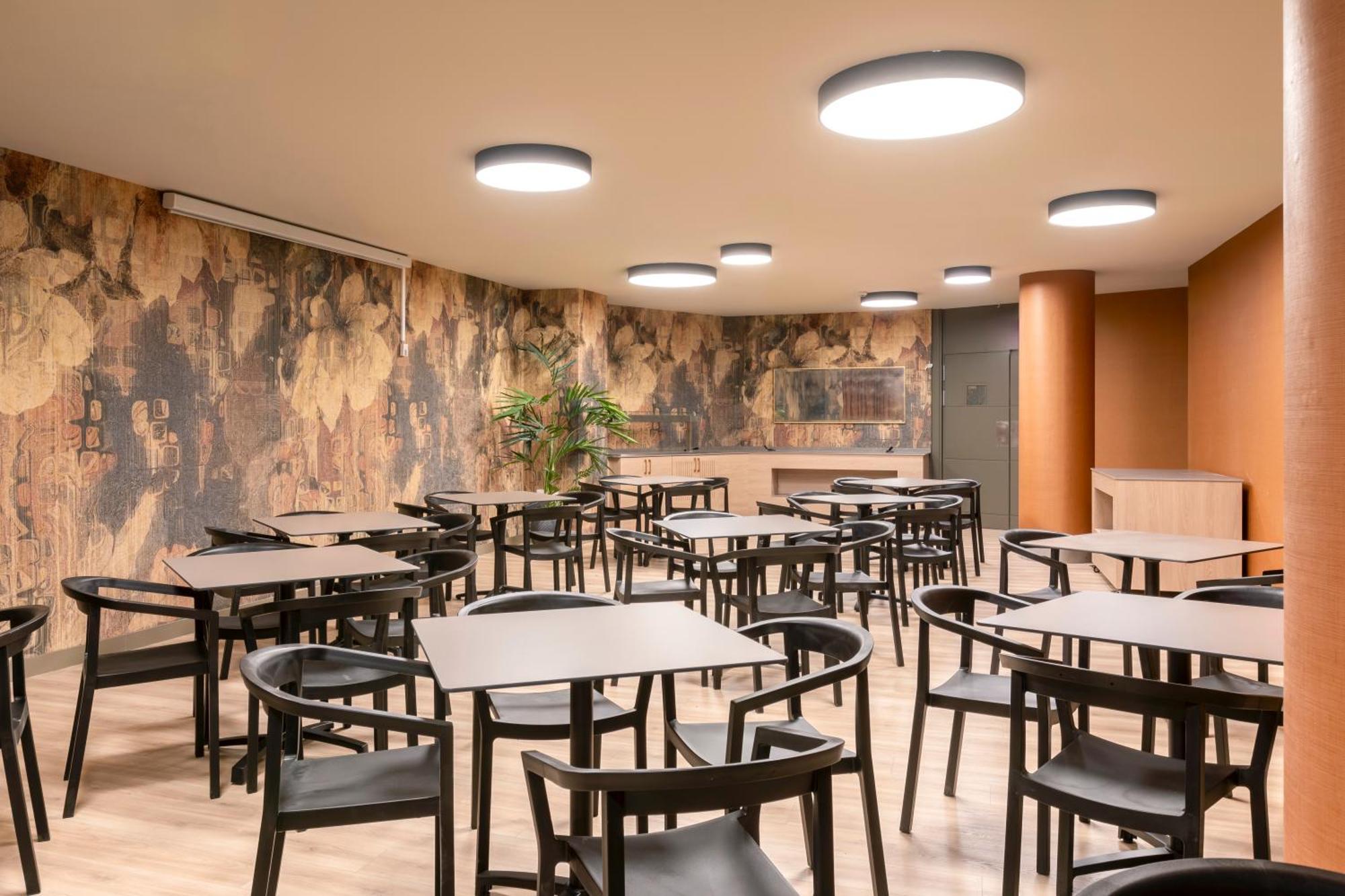 Hotel Rafaelhoteles Piramides 3*