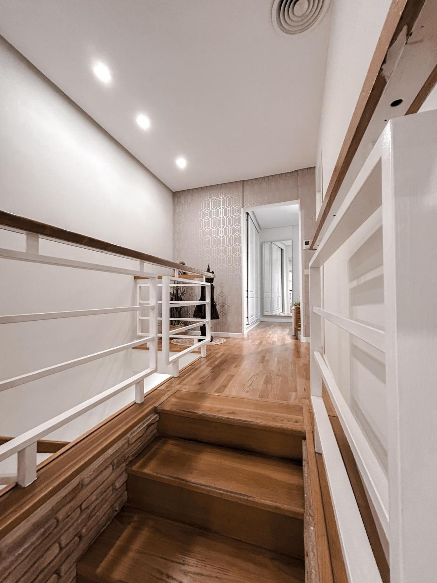 Apartment Impresionante Triplex En Canaleja, Sol