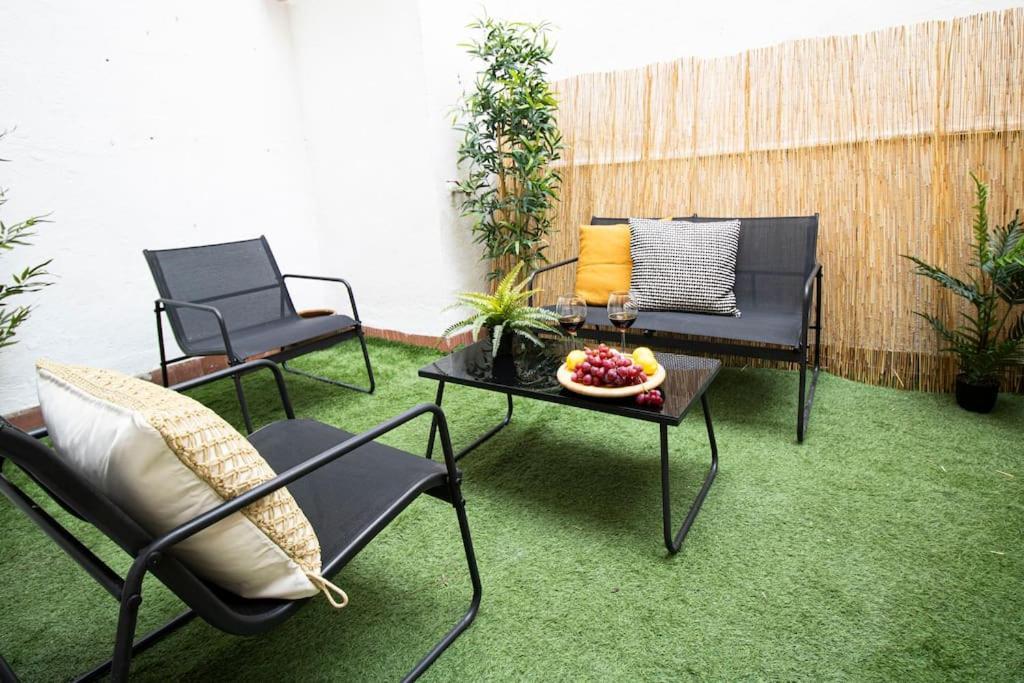 Apartamento Piso Con Terraza En Rio Madrid