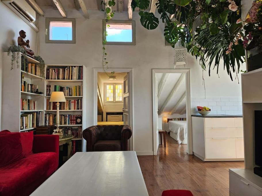 A Garden In The Clouds In The Center Of Town Apartamento