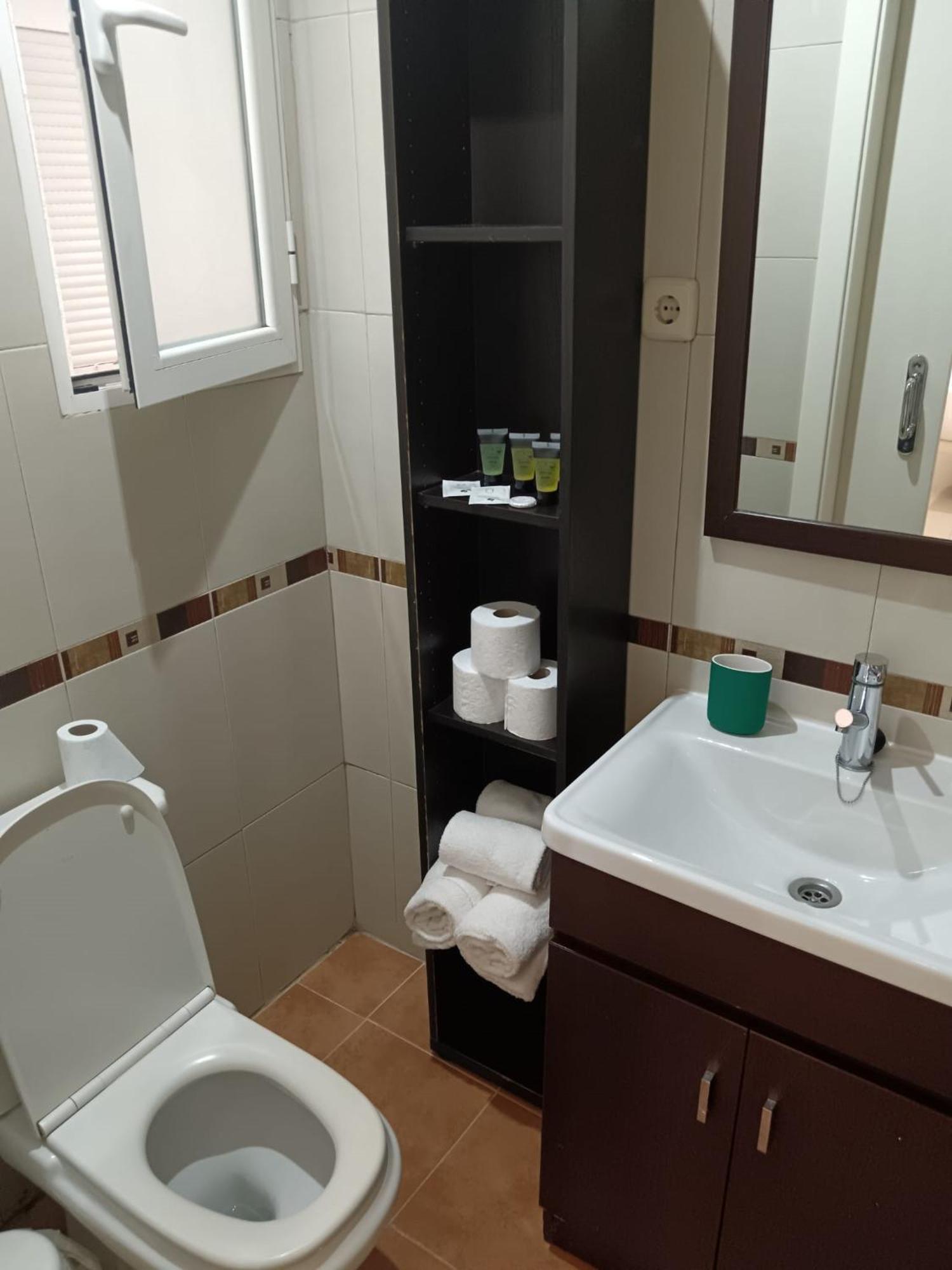 Encantador Apartamento En El Rastro De * Madri