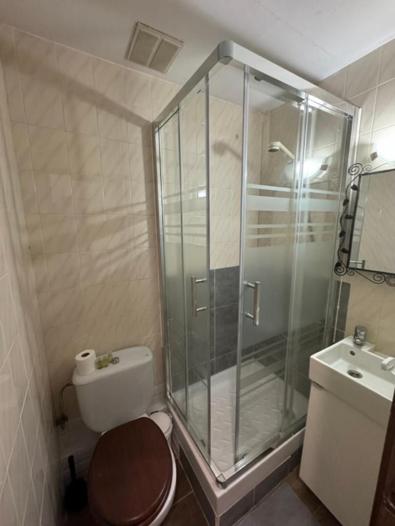 Rosales Residences Appartement *