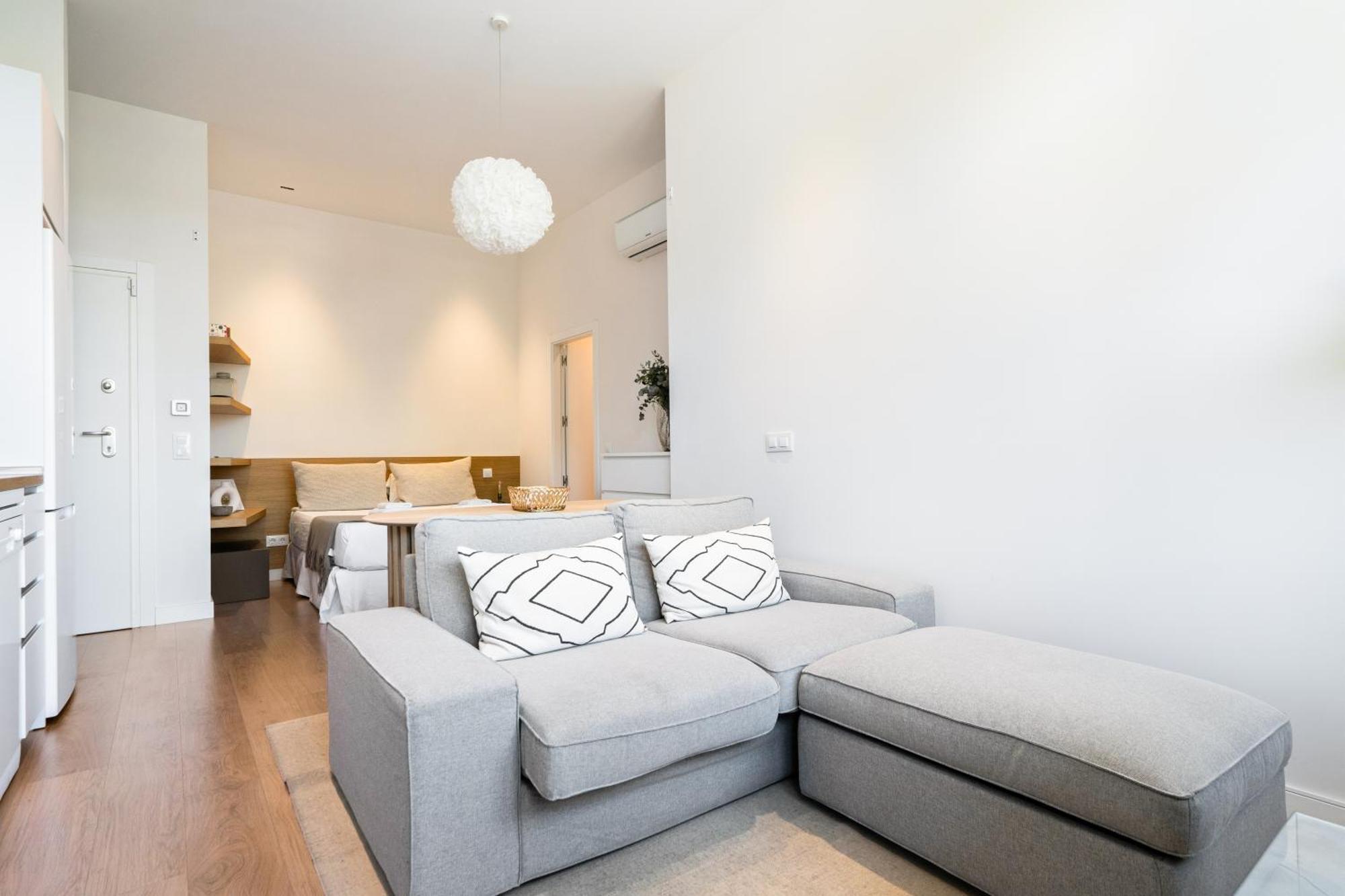 Encantador Estudio Chamartin Madrid