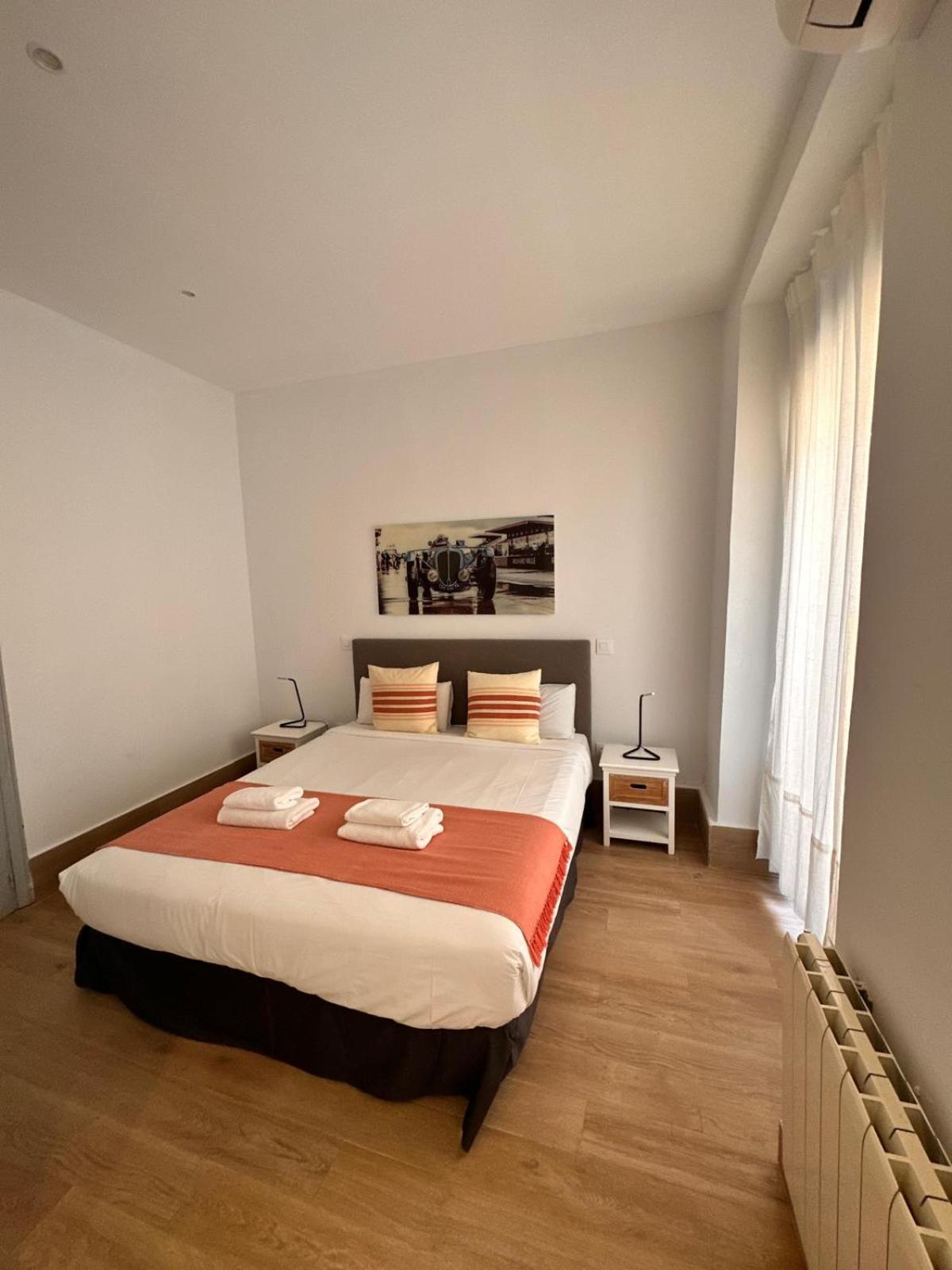 Amazing 3bd 3bth With 9 Balconies By Madrid4you Apartment Madrid