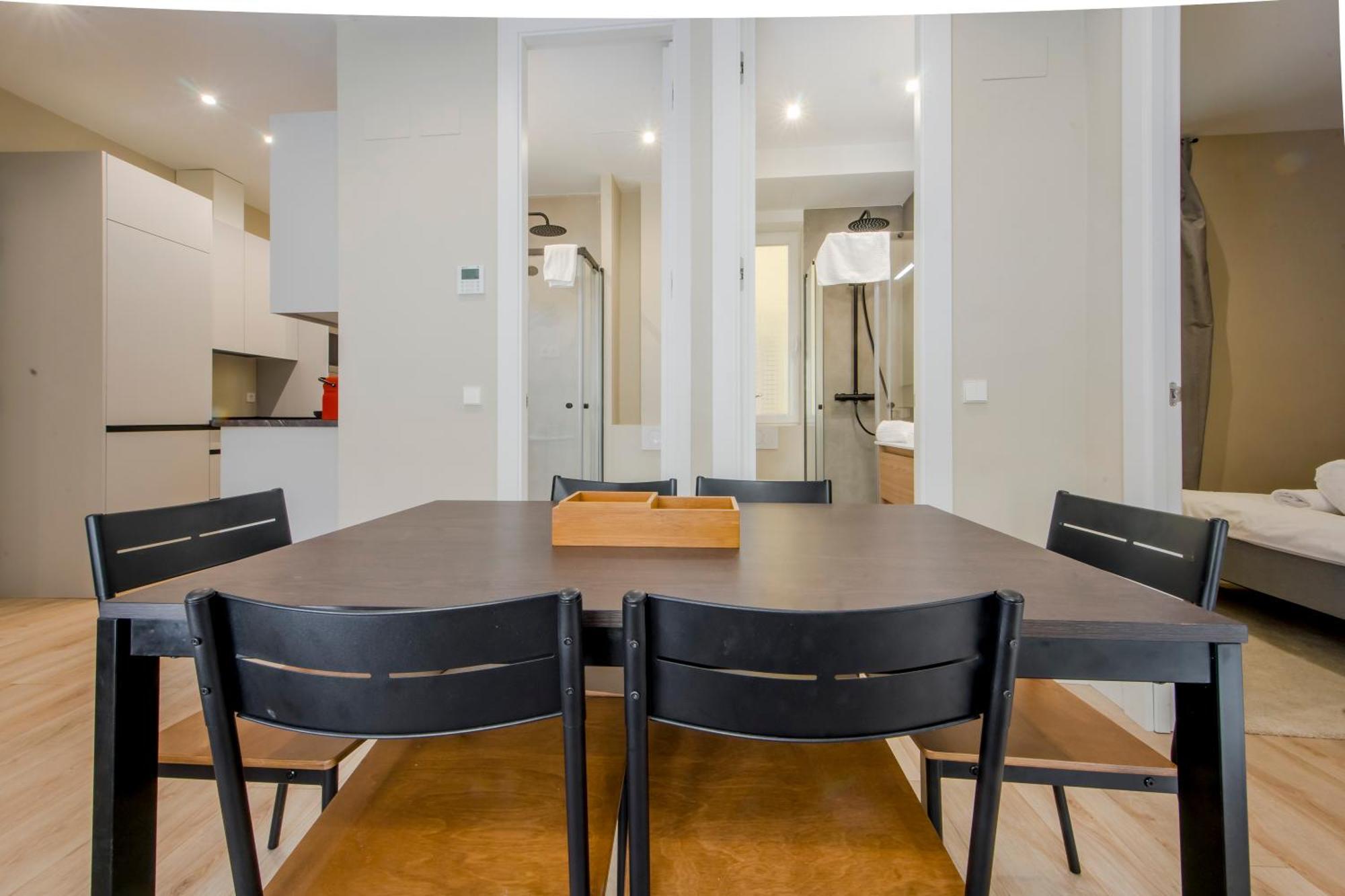 Downtown 7pax La Latina,centro De Apartamento