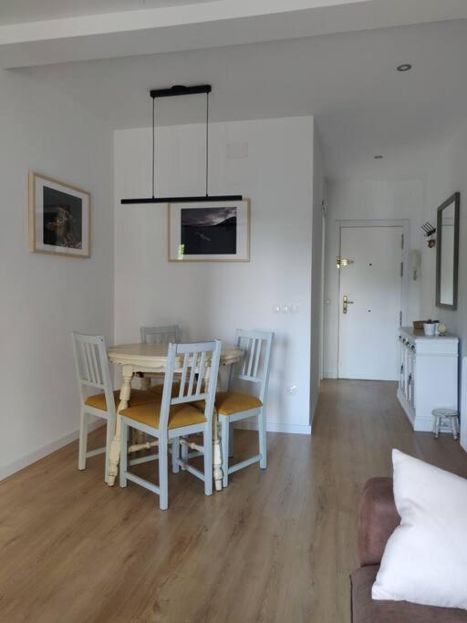 Apartamento Moderno Con Oficina Y Balcon Madri