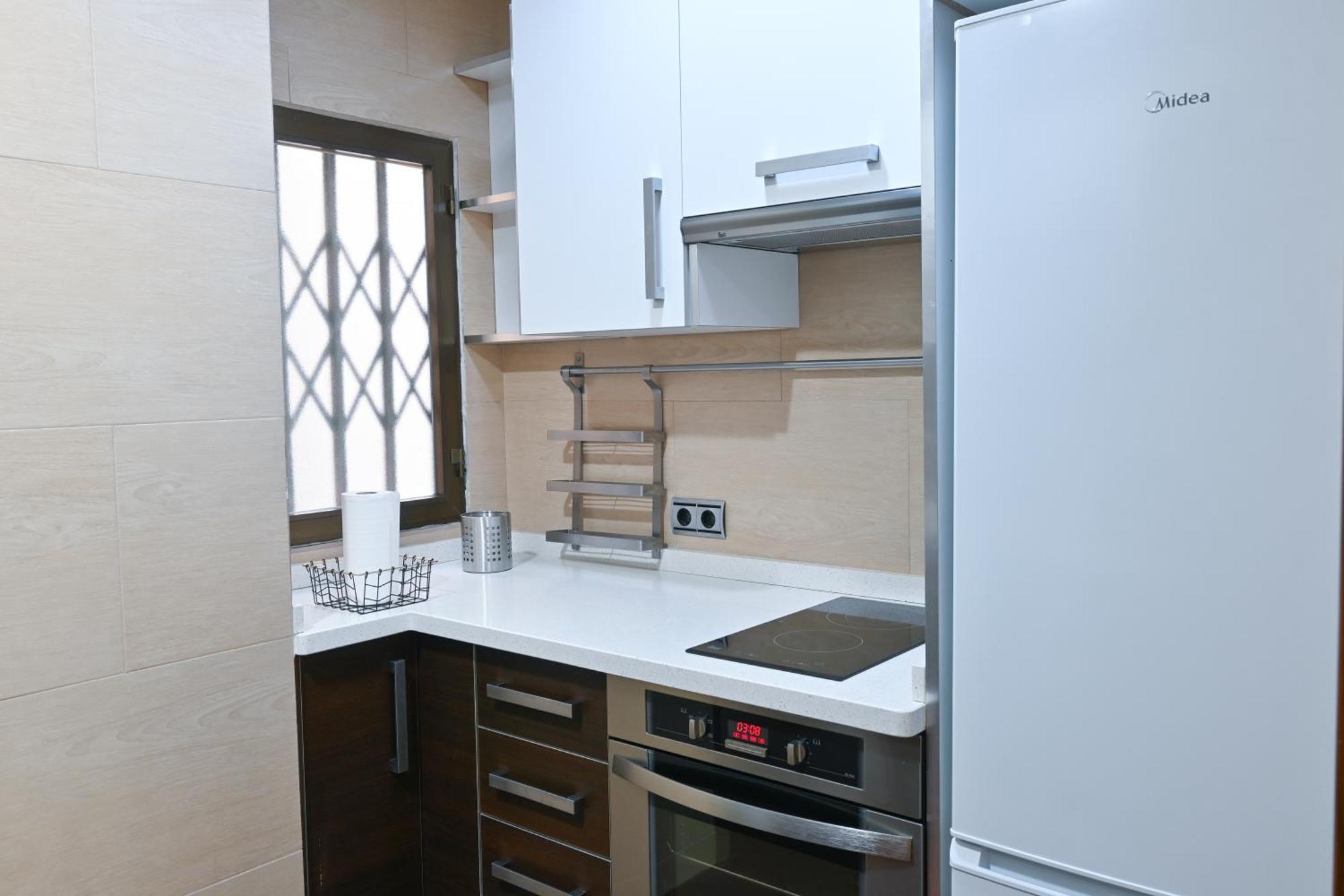 Apartment For Acogedora Vivienda Temporal De 2 En Chamberi Eca10