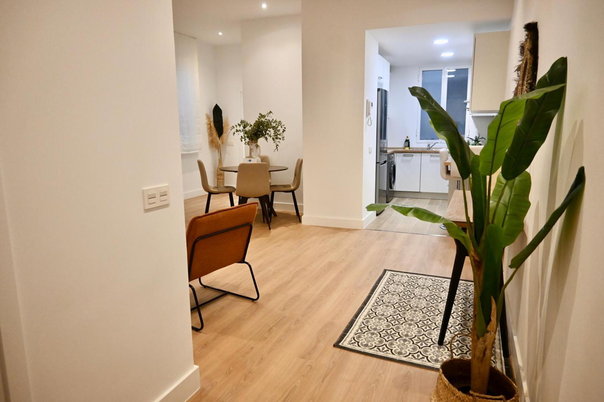 Apartamento For Amplio Y Lujoso Temporal En El Barrio De Salamanca Gdp9 Madrid