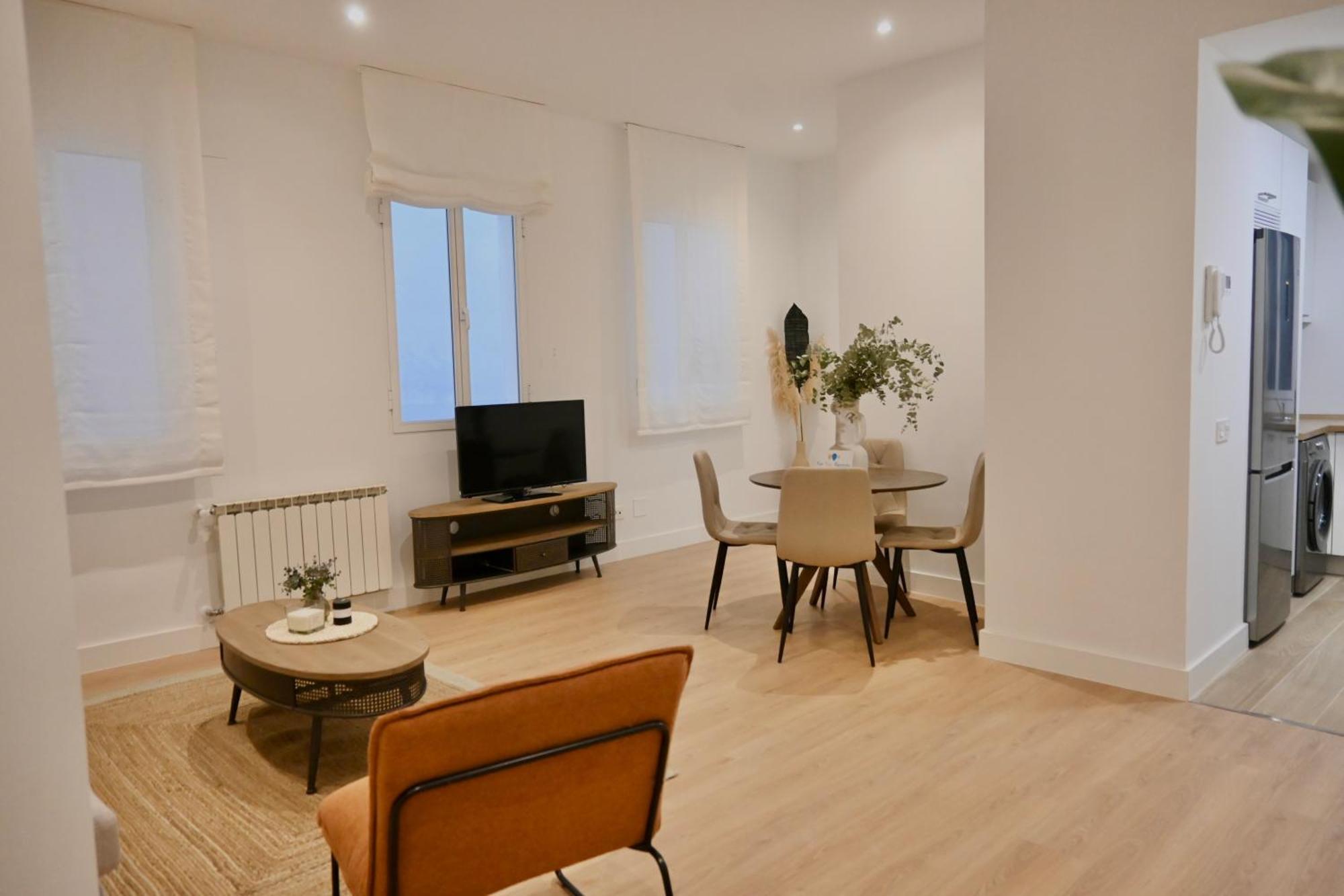 Apartamento For Amplio Y Lujoso Temporal En El Barrio De Salamanca Gdp9 Madrid