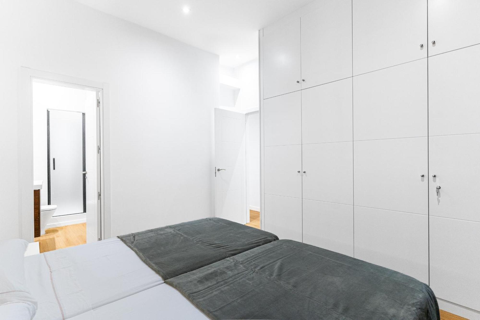 Apartment Vr Jeronima Madrid