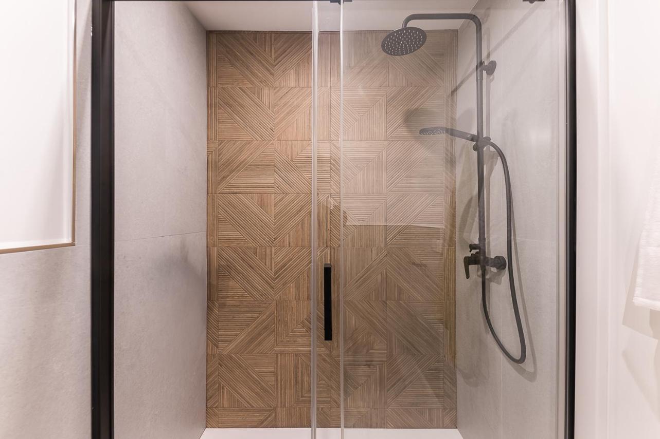 Homeclub Moderno Bajo Andres Mellado I Apartamento
