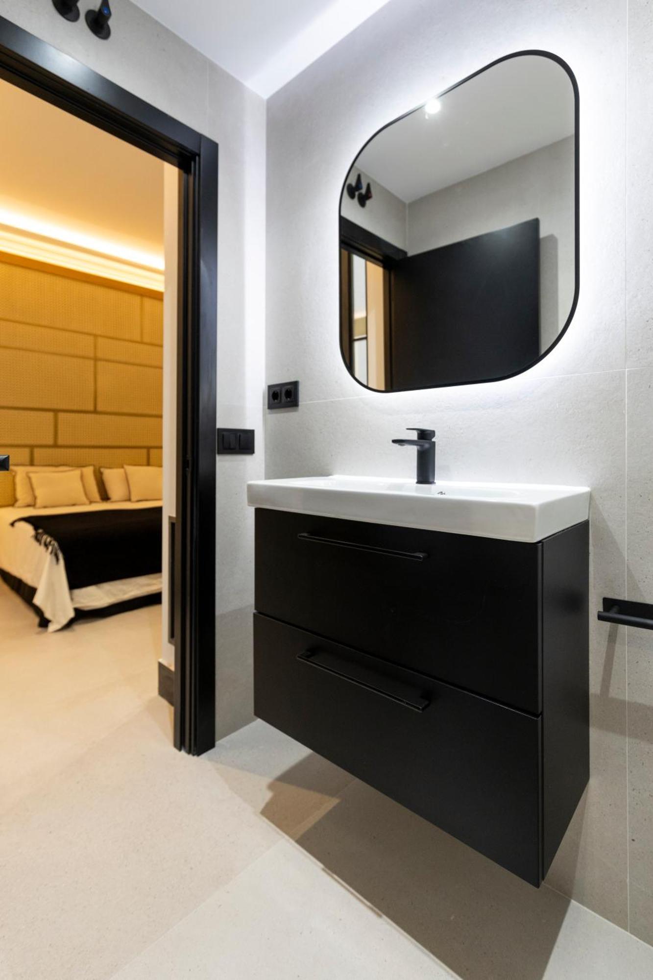 Luxury Almagro 2bd-3bth By Madrid4you Appartement *