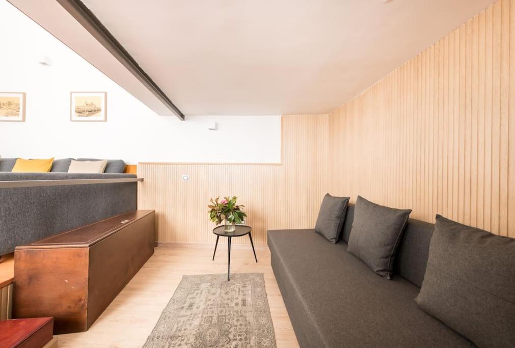 Modern Loft In Rio - Style And Comfort - Manzanares * Madrid