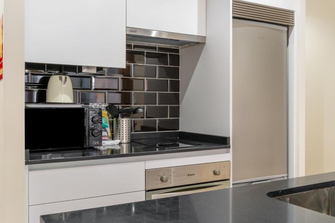 2 Bedrooms 2 Bathrooms Furnished - Malasana - Bright And Refurbished - Mintystay Madrid