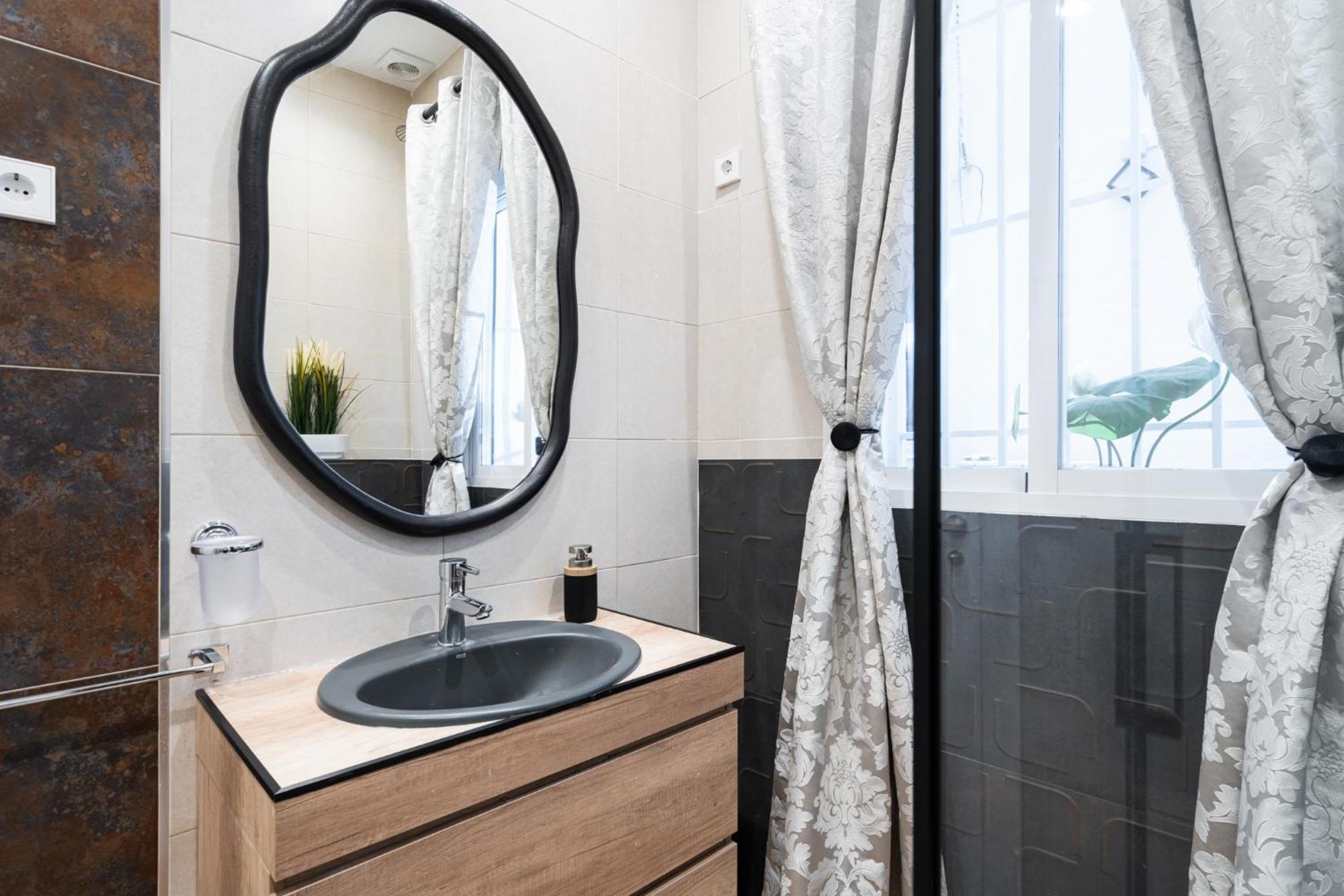 Appartement Deluxe Reina Sofia Atocha Comfy Madrid