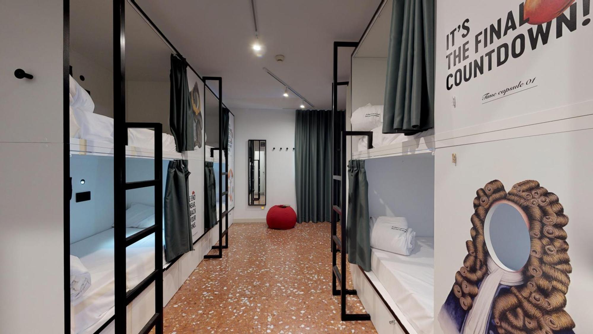 2060 The Newton Ostello Madrid