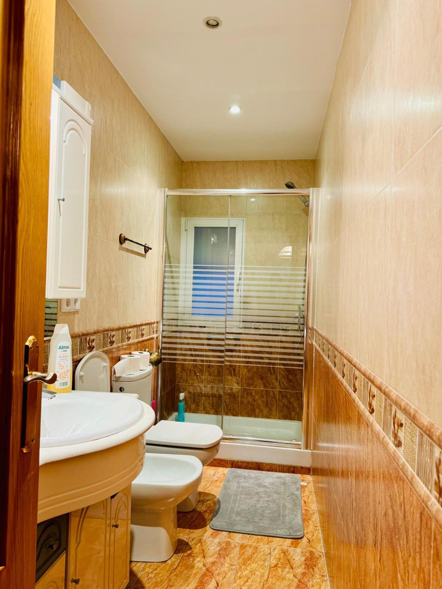 Appartement Pisos Familiares Barajas