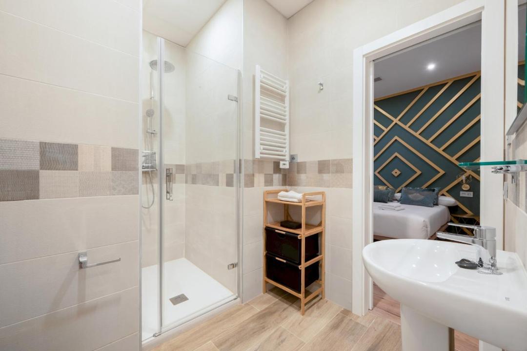 3 Bedrooms 3 Bathrooms Furnished - Justicia - Refurbished - Mintystay Apartamento