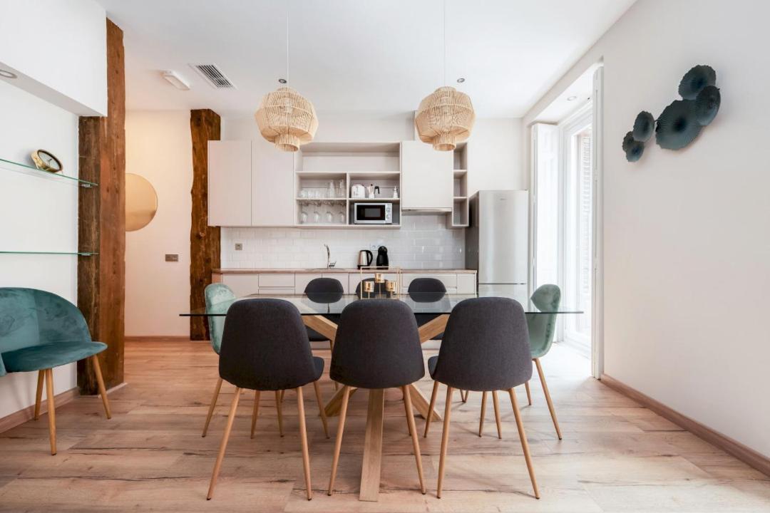 3 Bedrooms 3 Bathrooms Furnished - Justicia - Refurbished - Mintystay Apartamento Madrid