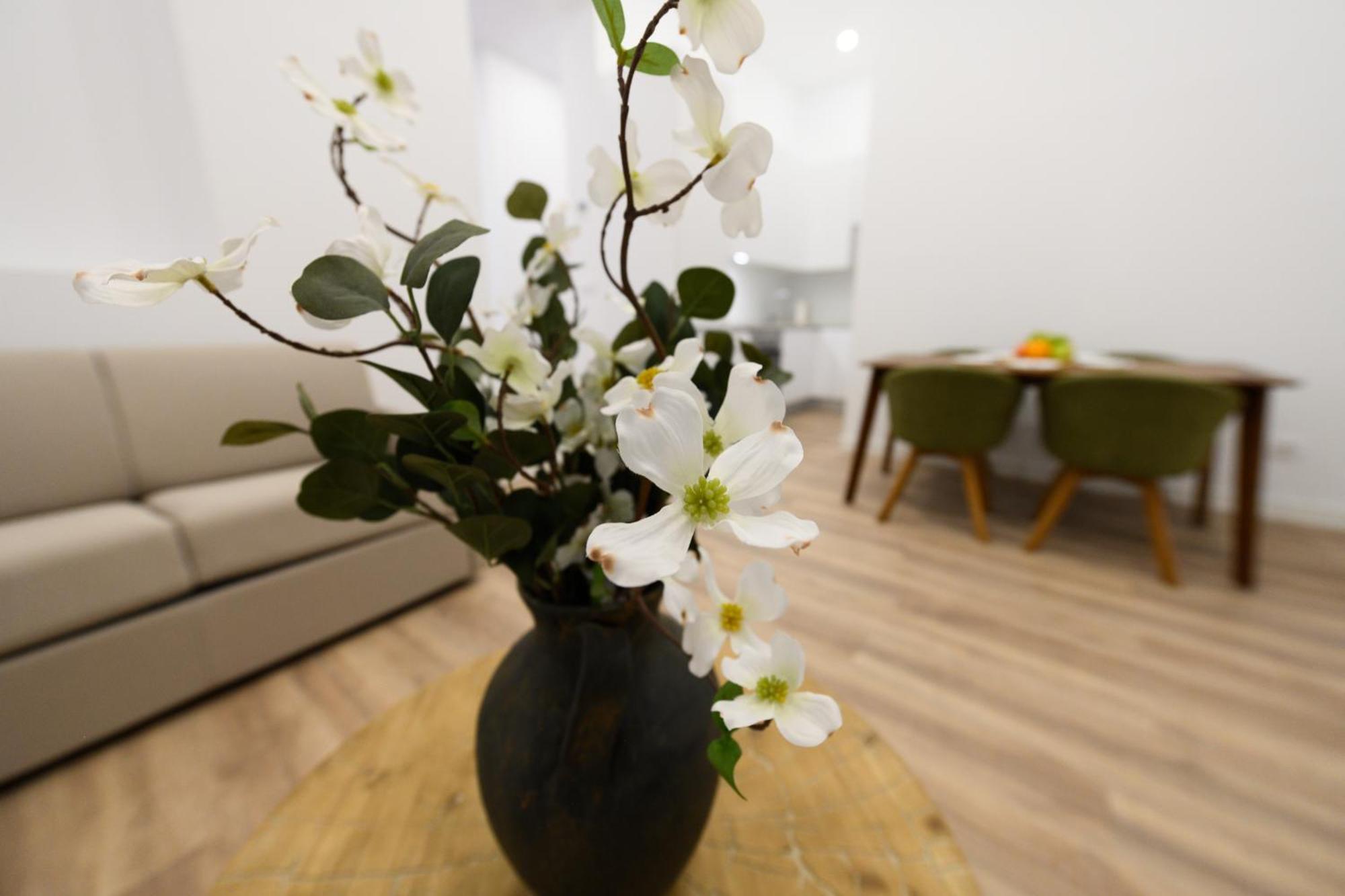 Appartement For Elegancia Y Funcionalidad En San Bernardo Piso Con Banos En Temporal Sbe35c Madrid
