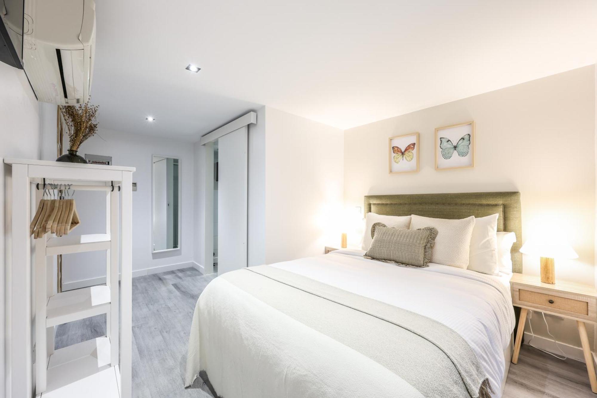 Hostal Ap Leganitos -no Ascensor- *