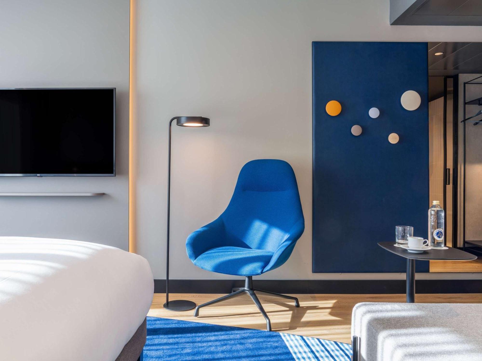 Pullman Airport&feria Hotel 4*