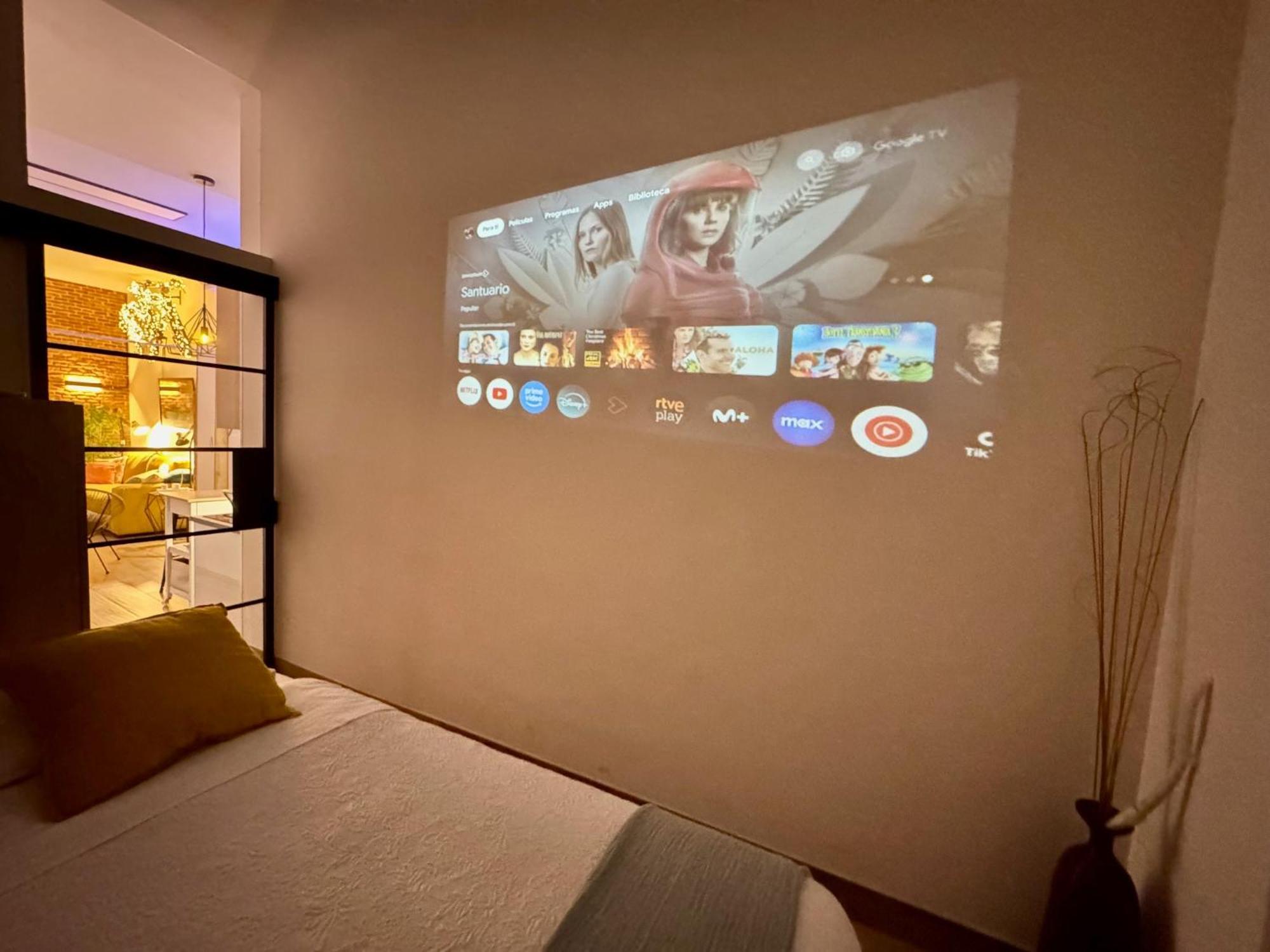 Centrico. Atocha-lavapies. Nuevo. 100% Equipado. Apartment *