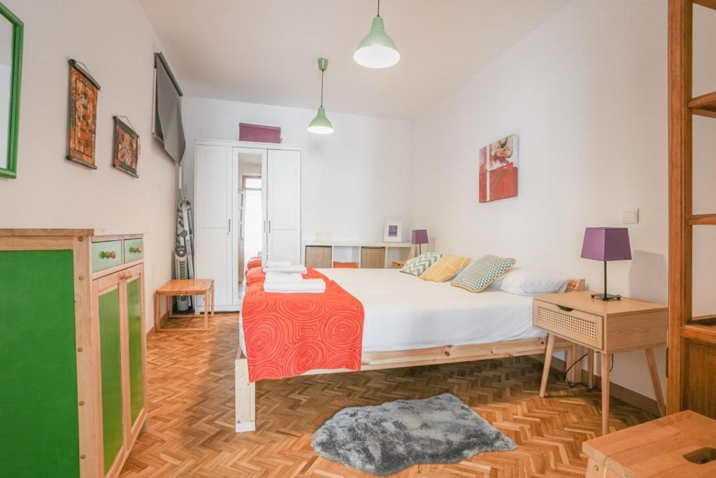 Apartamento Bright & Cozy 2bd - Opera Area Madrid