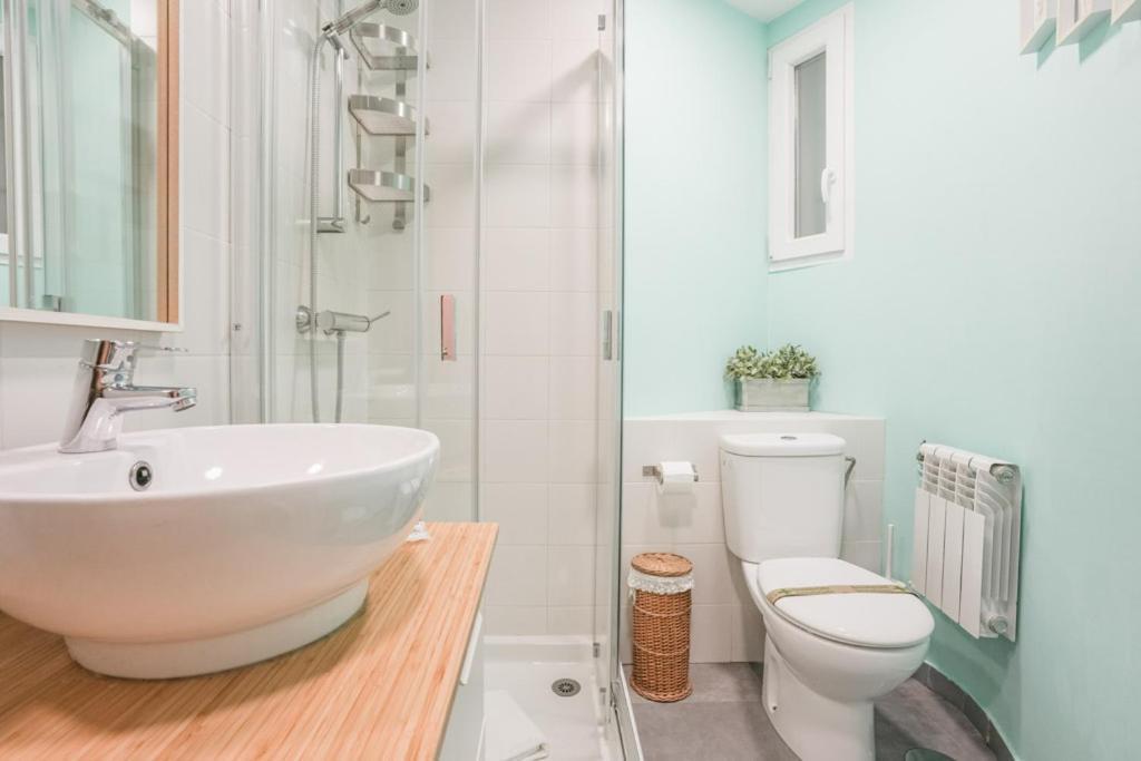Bright & Cozy 2bd - Opera Area Apartamento Madrid