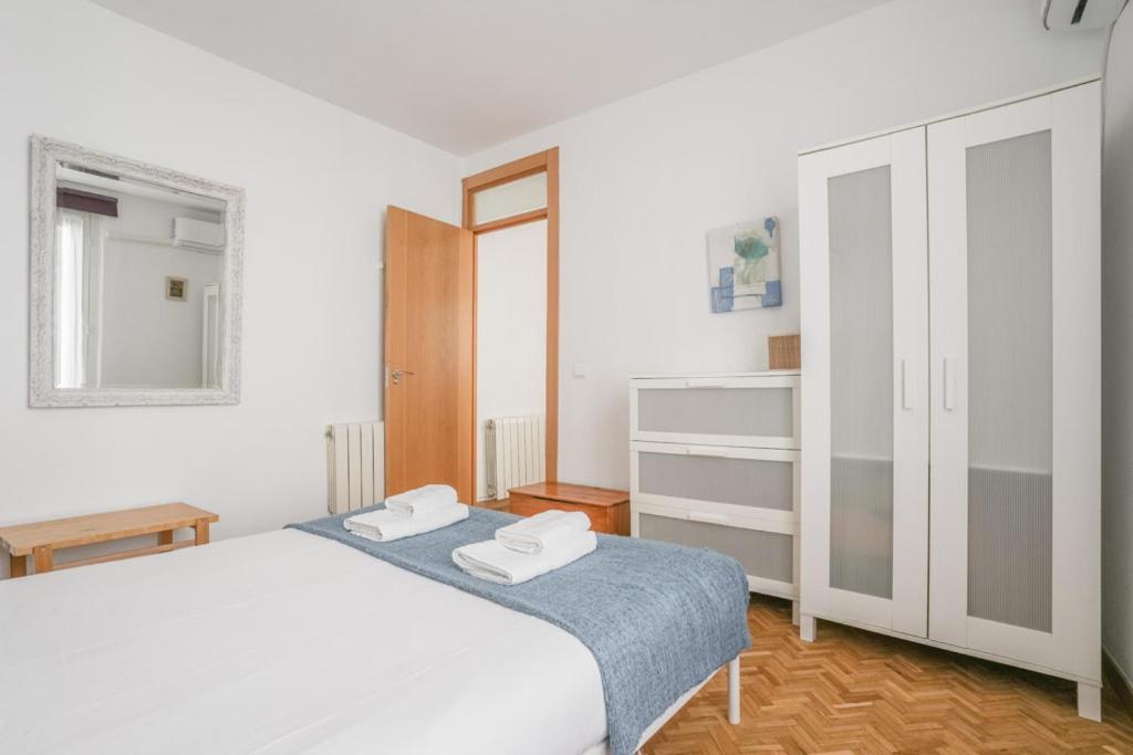 Bright & Cozy 2bd - Opera Area