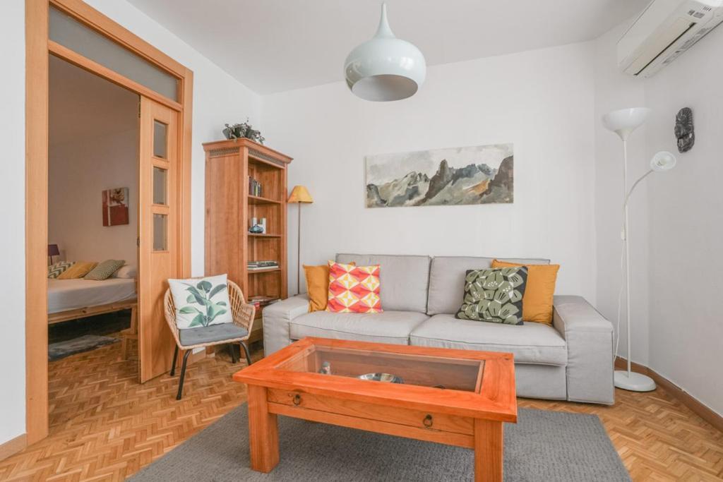 Apartamento Bright & Cozy 2bd - Opera Area Madrid