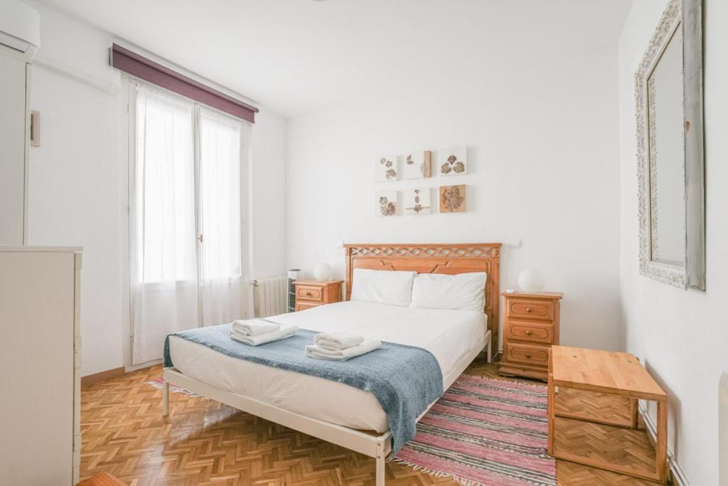 Bright & Cozy 2bd - Opera Area