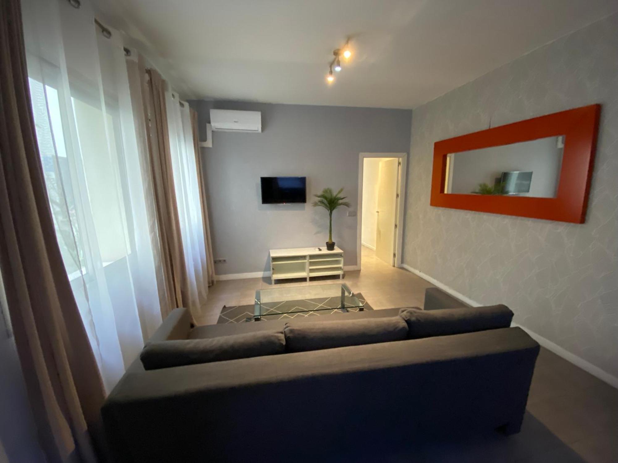 Sixrooms Plaza Mayor Guest house 4*