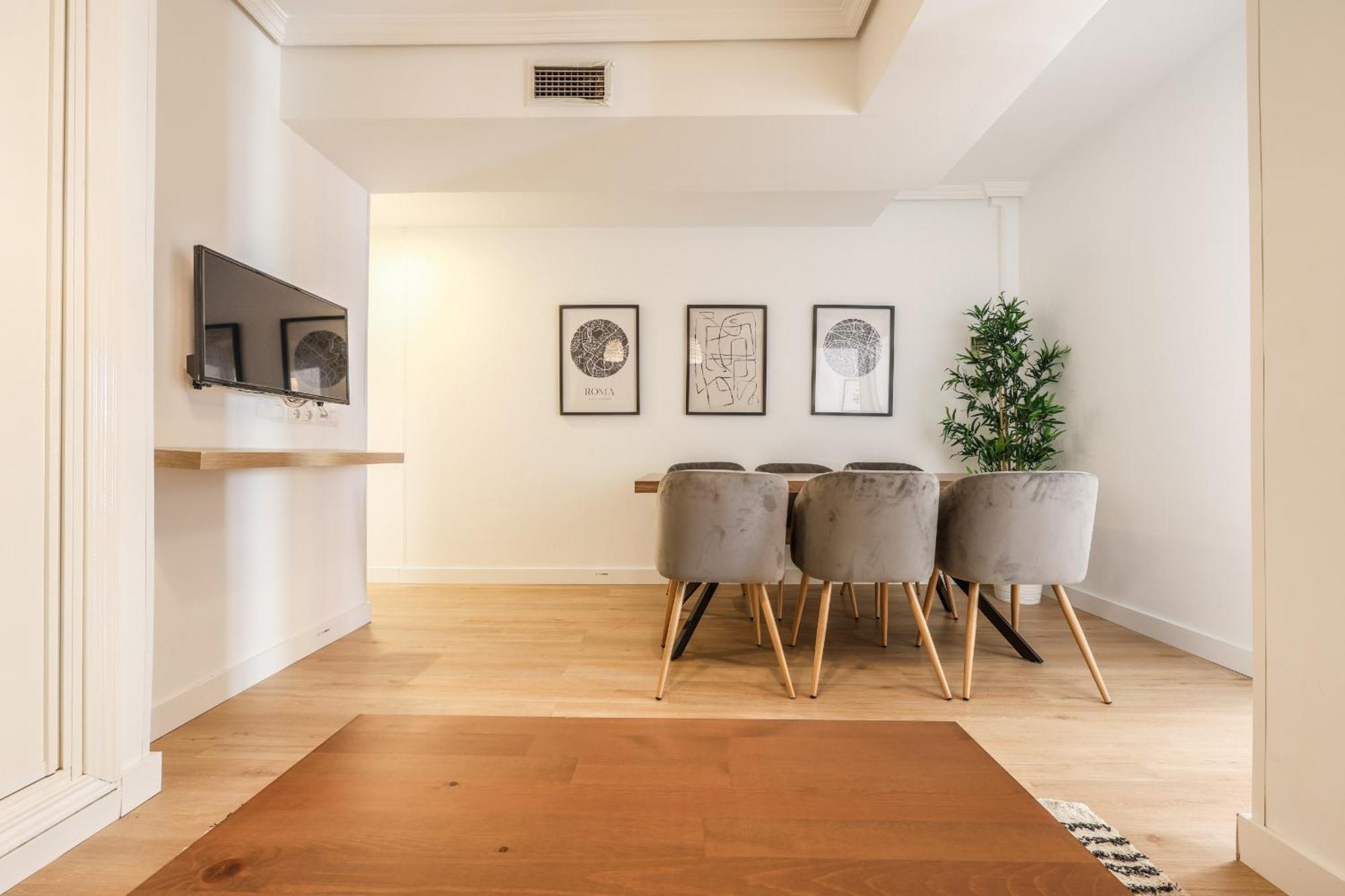 Apartamento Reformados 6 Personas En Lavapies Alquiler Temporal