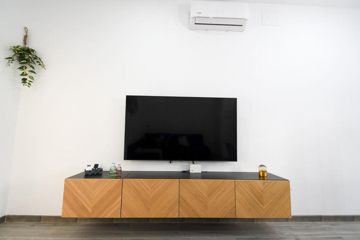 Modern Oasis In Vallecas Appartamento *