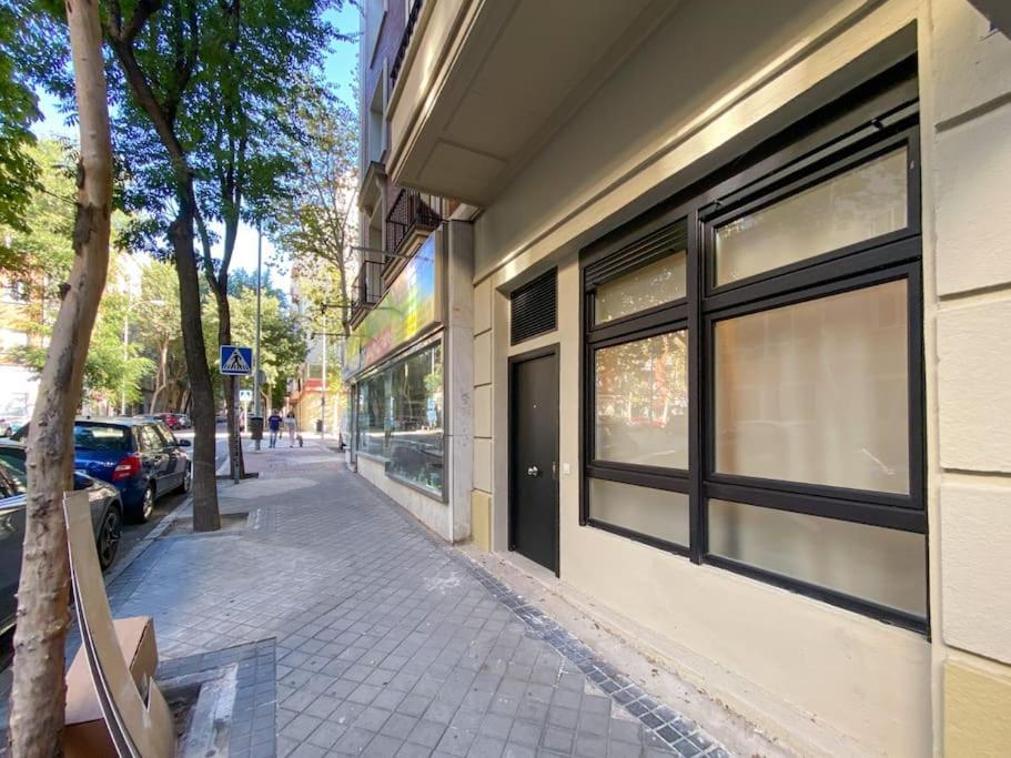 Apartamento Oasis Urbano En El Corazon Financiero / Castellana Madri
