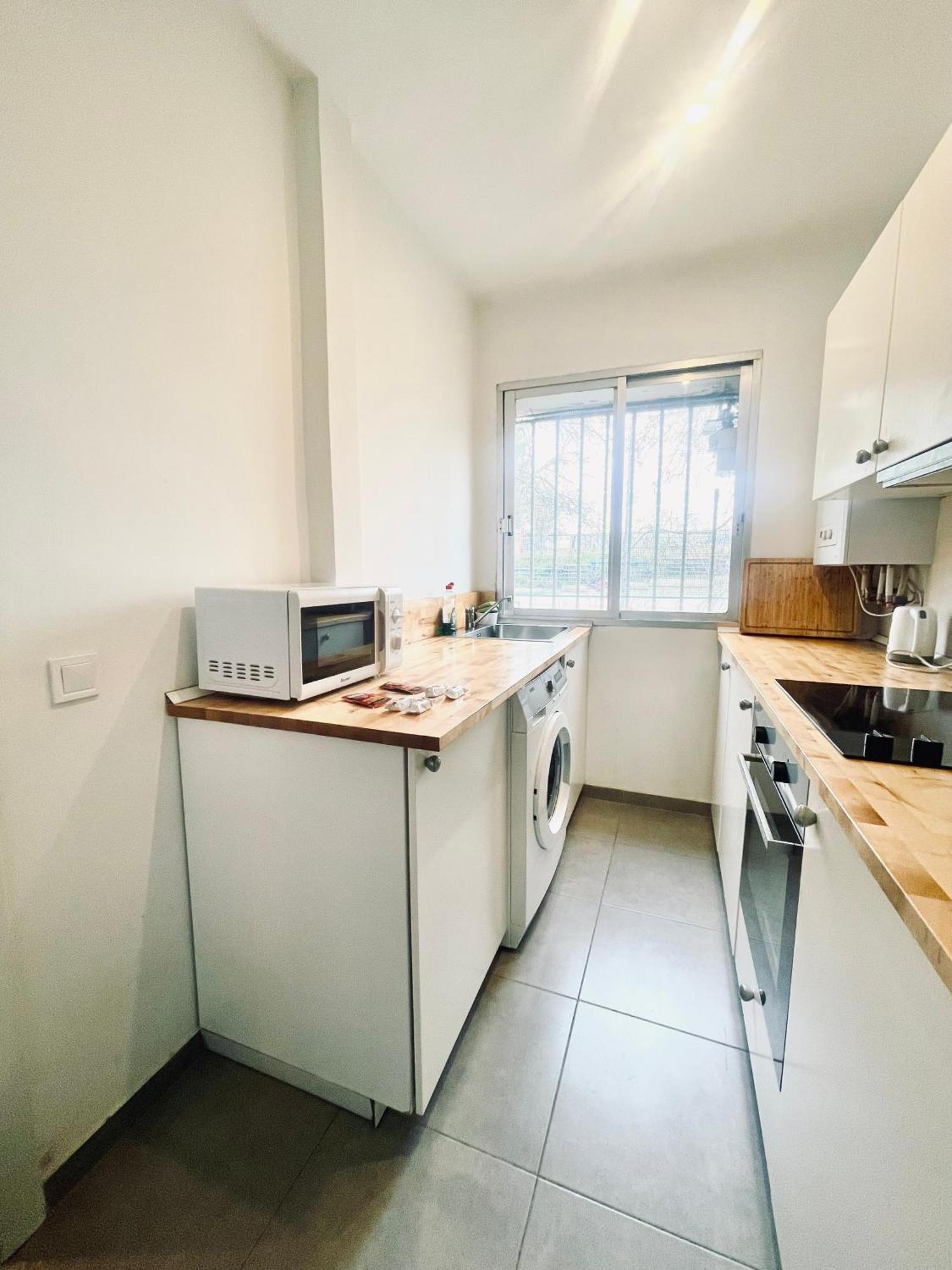 Entero Junto Ifema Y Aeropuerto Appartement *