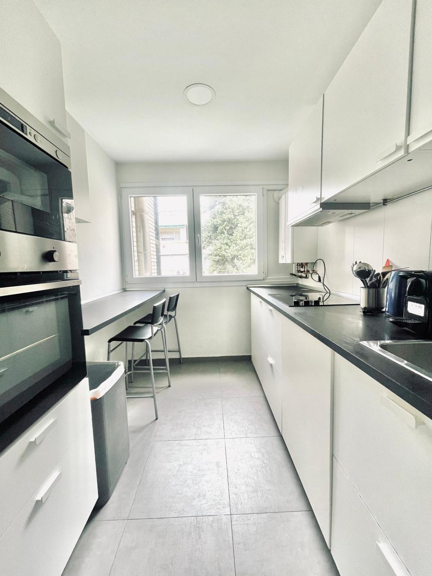 Apartamento Piso Acogedor Y Tranquilo - Junto A Ifema Y Aerop.