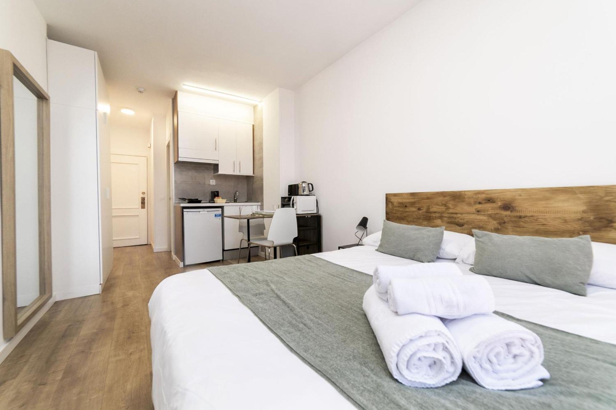 Deluxe V - Ferga Apartamento Madrid