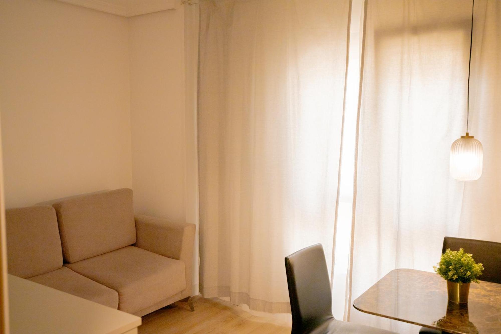 Edificio Leganitos Appartement