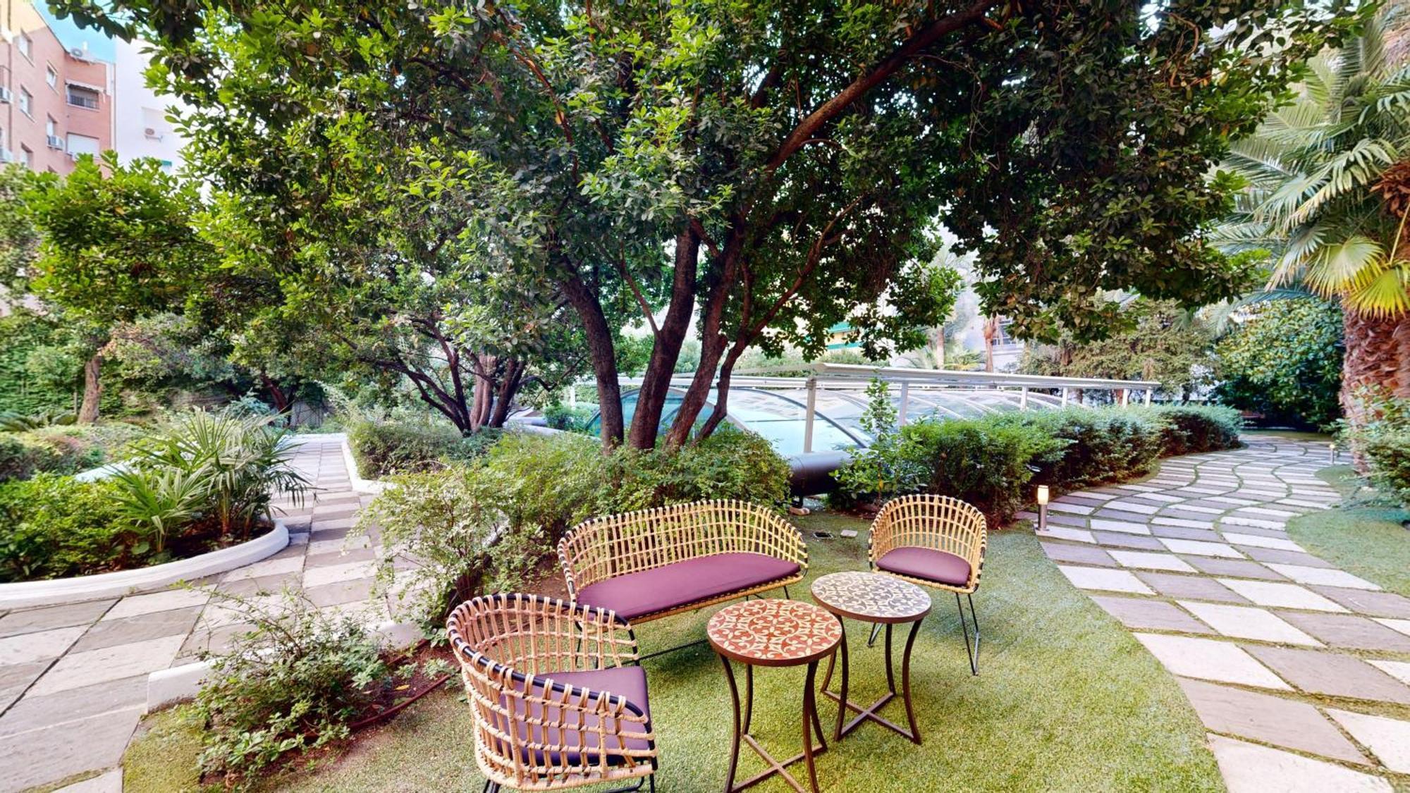 Vp Madrono Hotel Madri