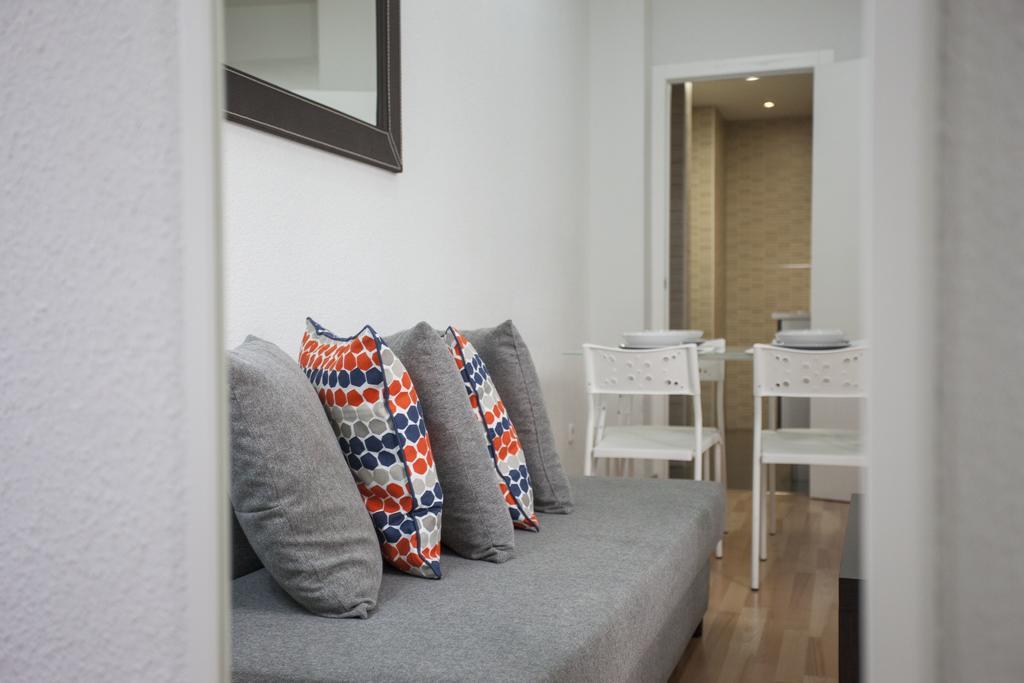 Fuencarral Apartment