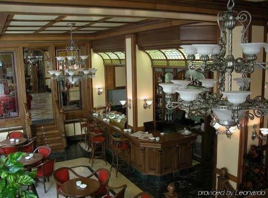 Ii Castillas Hotel