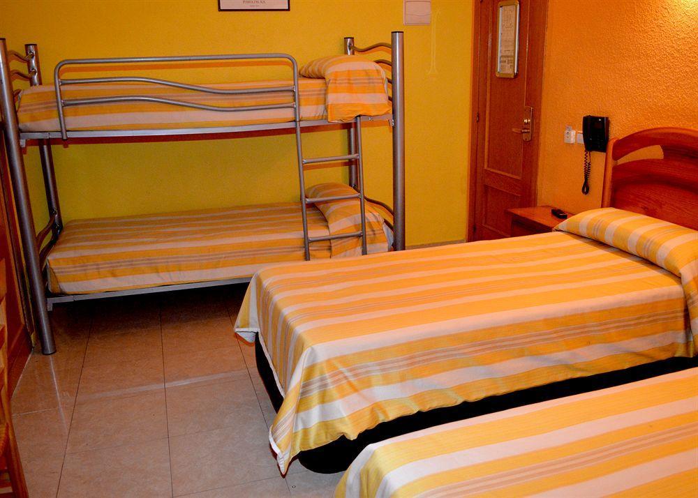 Albergue Josefina-gran Via *