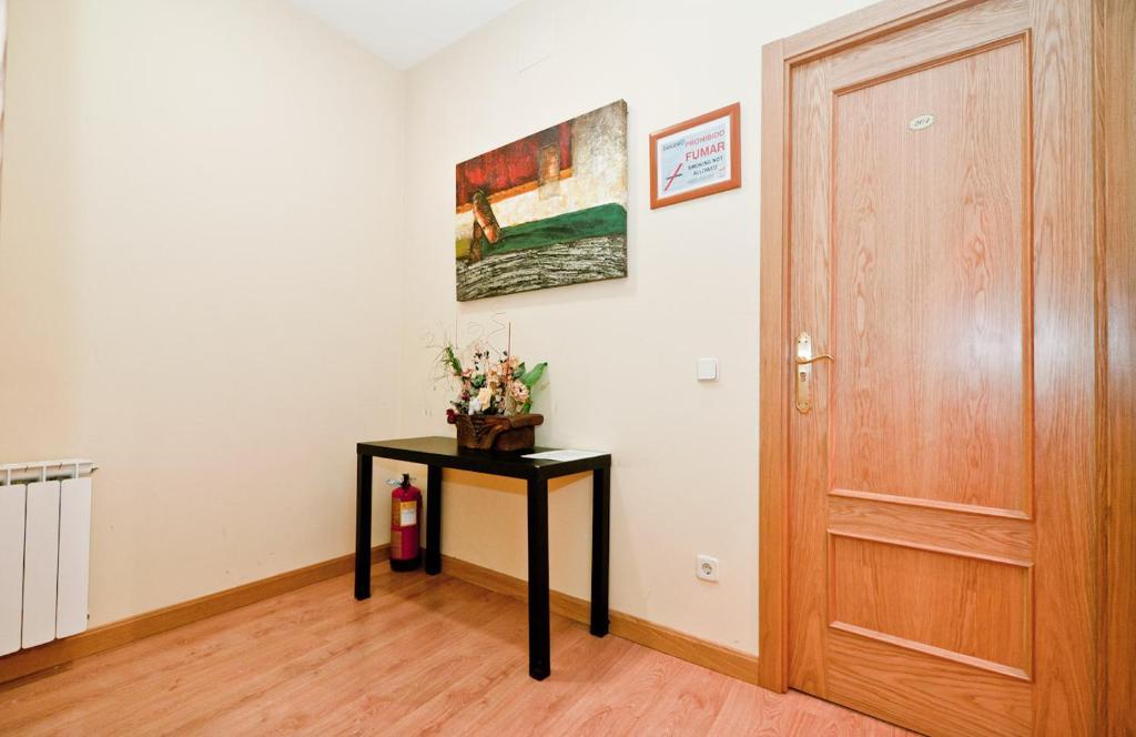 Cortes Guest house 2*
