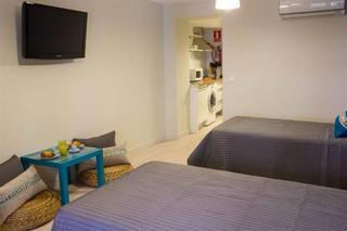 Apartamentos Madrid Apartment