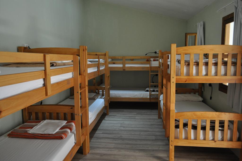 Mad4you Hostal *