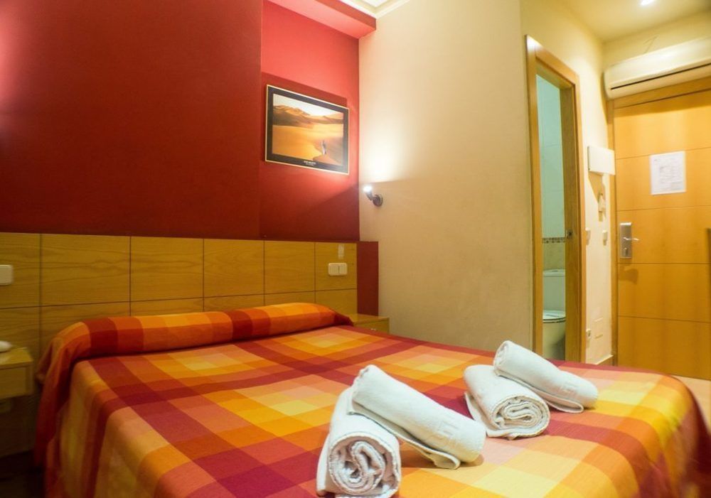 Inter Puerta Del Sol Auto Check In 3* Madrid