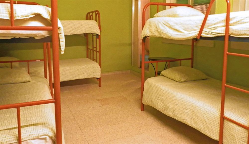 Barbieri Sol Hostal Madrid