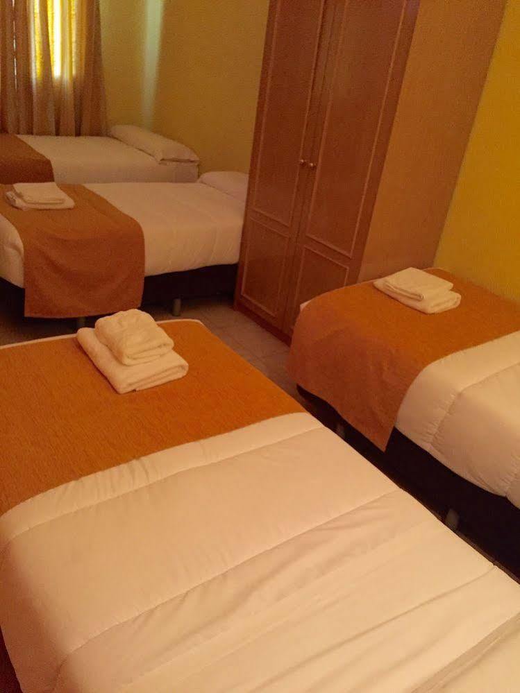 Albergue Josefina-gran Via *